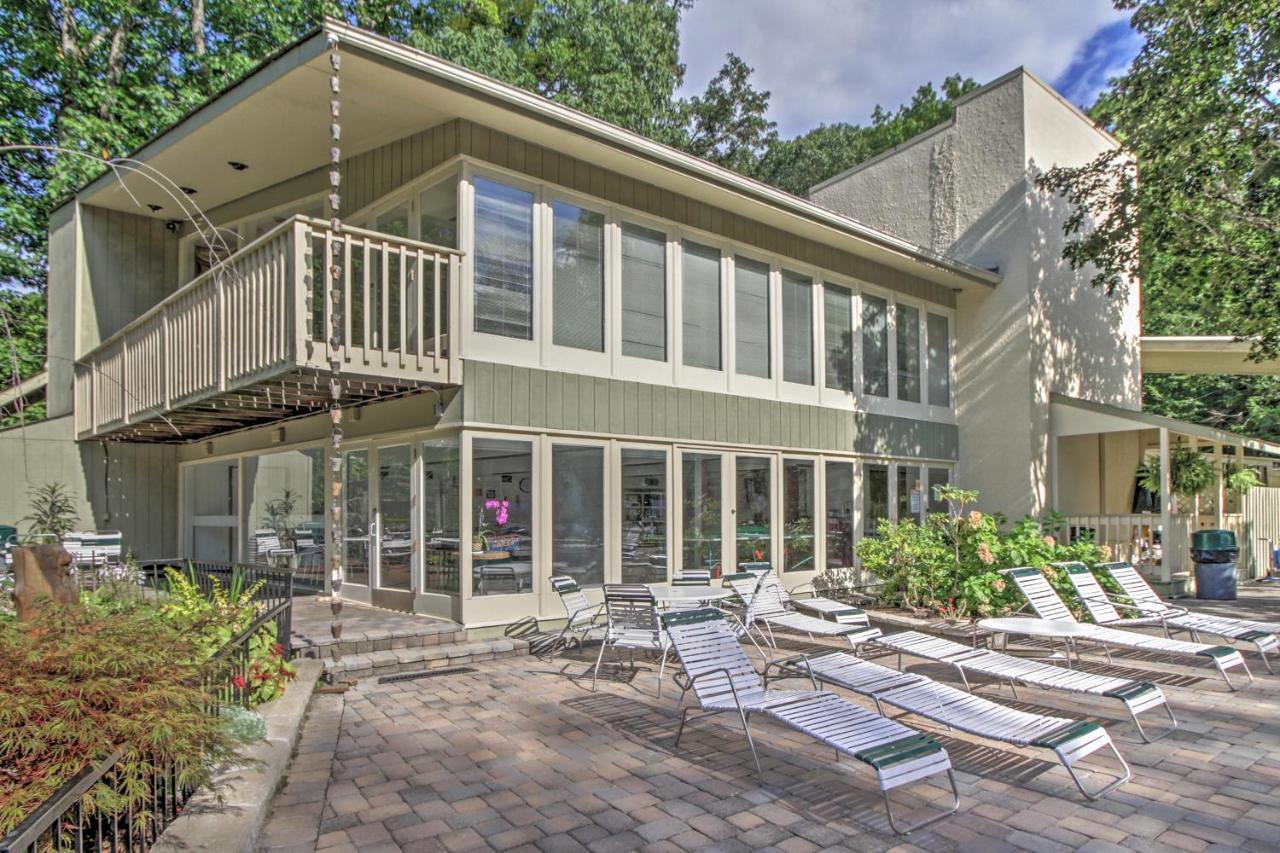 Gatlinburg A-Frame Home With Hot Tub Near Parkway Extérieur photo